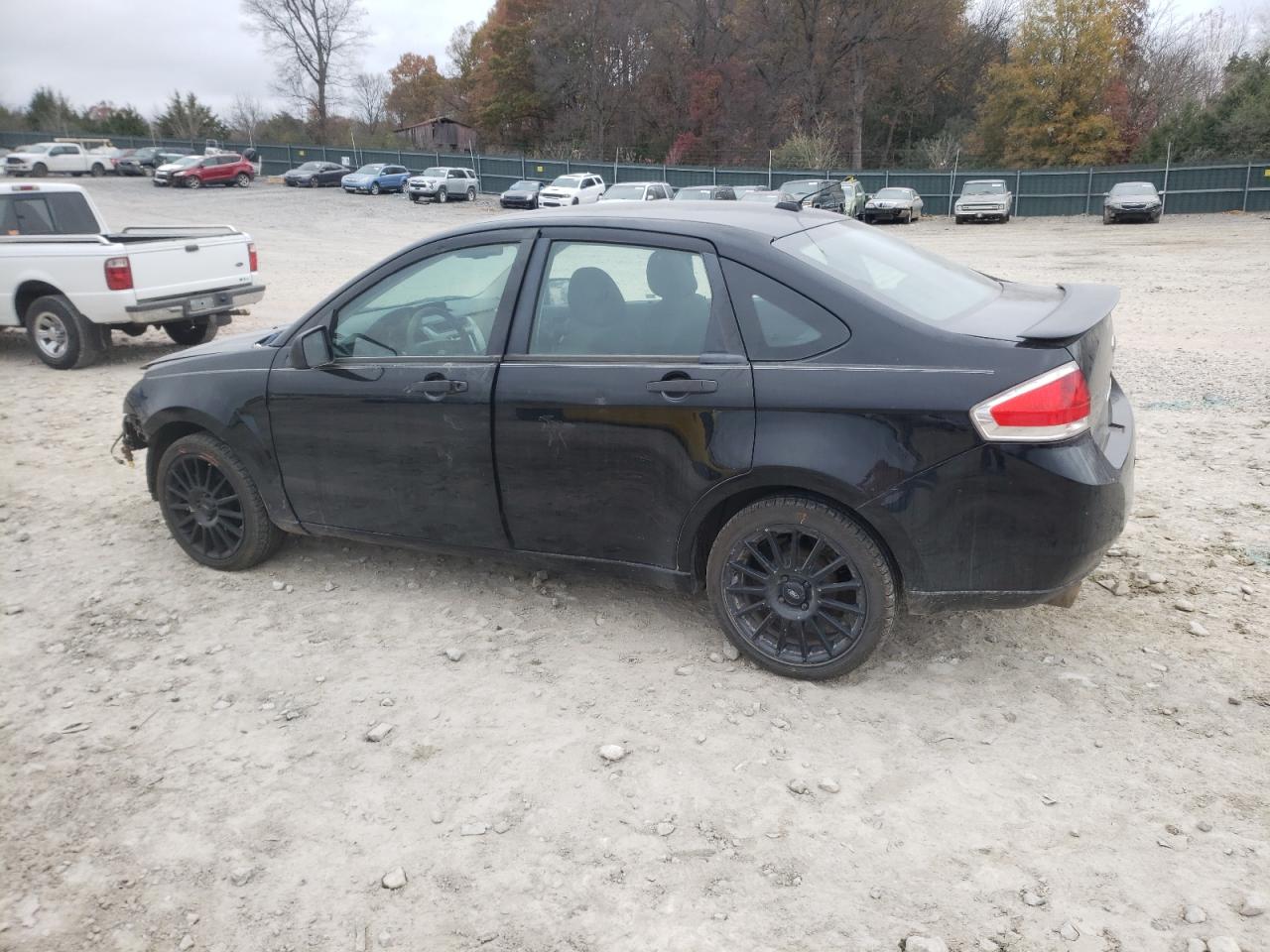 2009 Ford Focus - Image 2