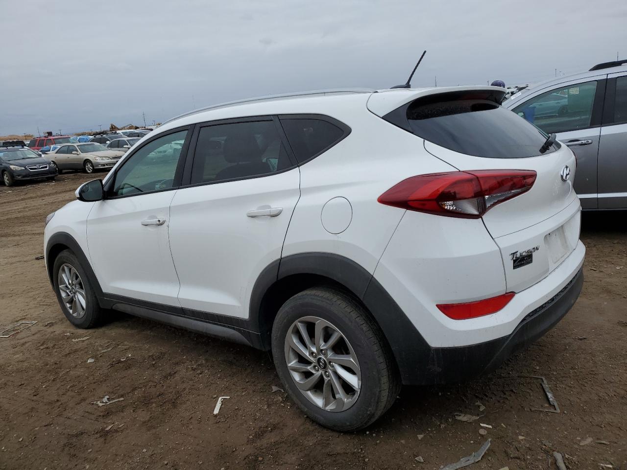 2016 Hyundai Tucson - Image 2