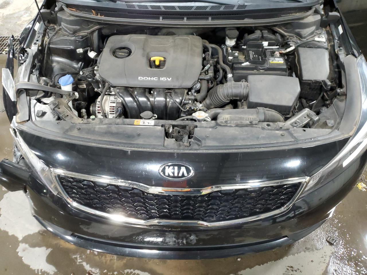 2017 Kia Forte - Image 12