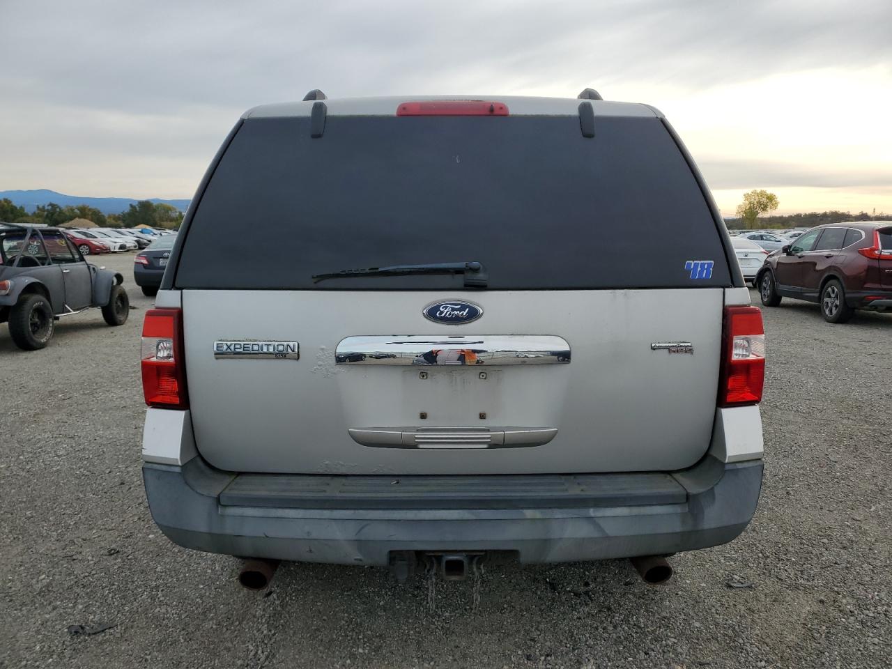 1FMFU16557LA01592 2007 Ford Expedition Xlt