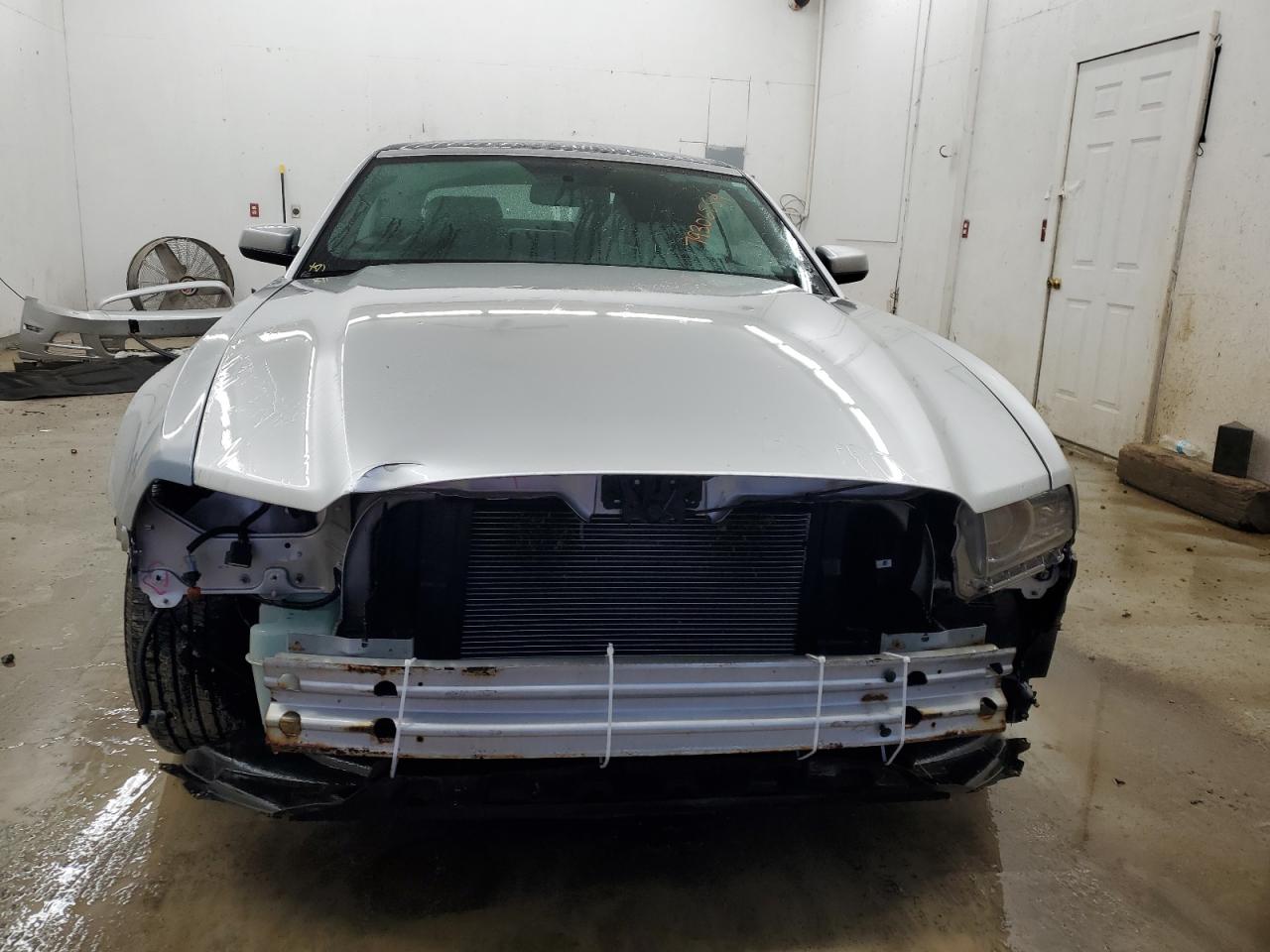 2014 Ford Mustang - Image 5