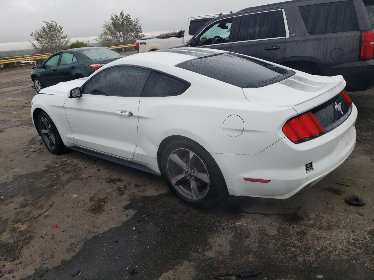 2016 Ford Mustang - Image 2