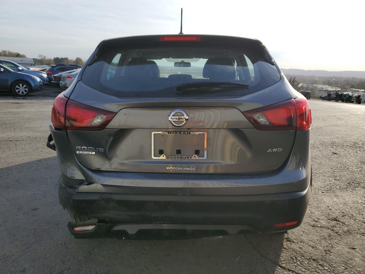 2018 Nissan Rogue Sport S VIN: JN1BJ1CR8JW267006 Lot: 78883964