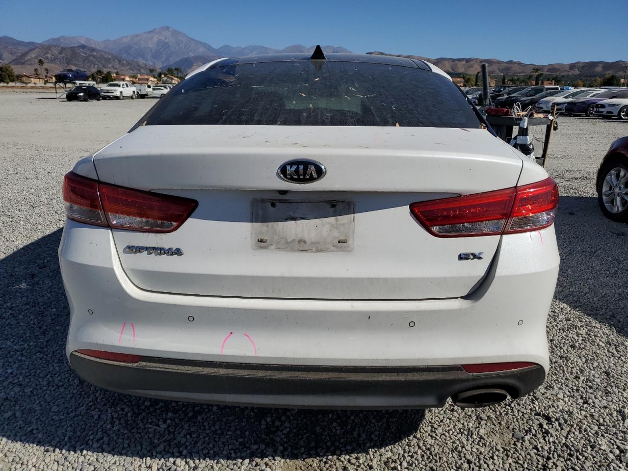 2016 Kia Optima - Image 6