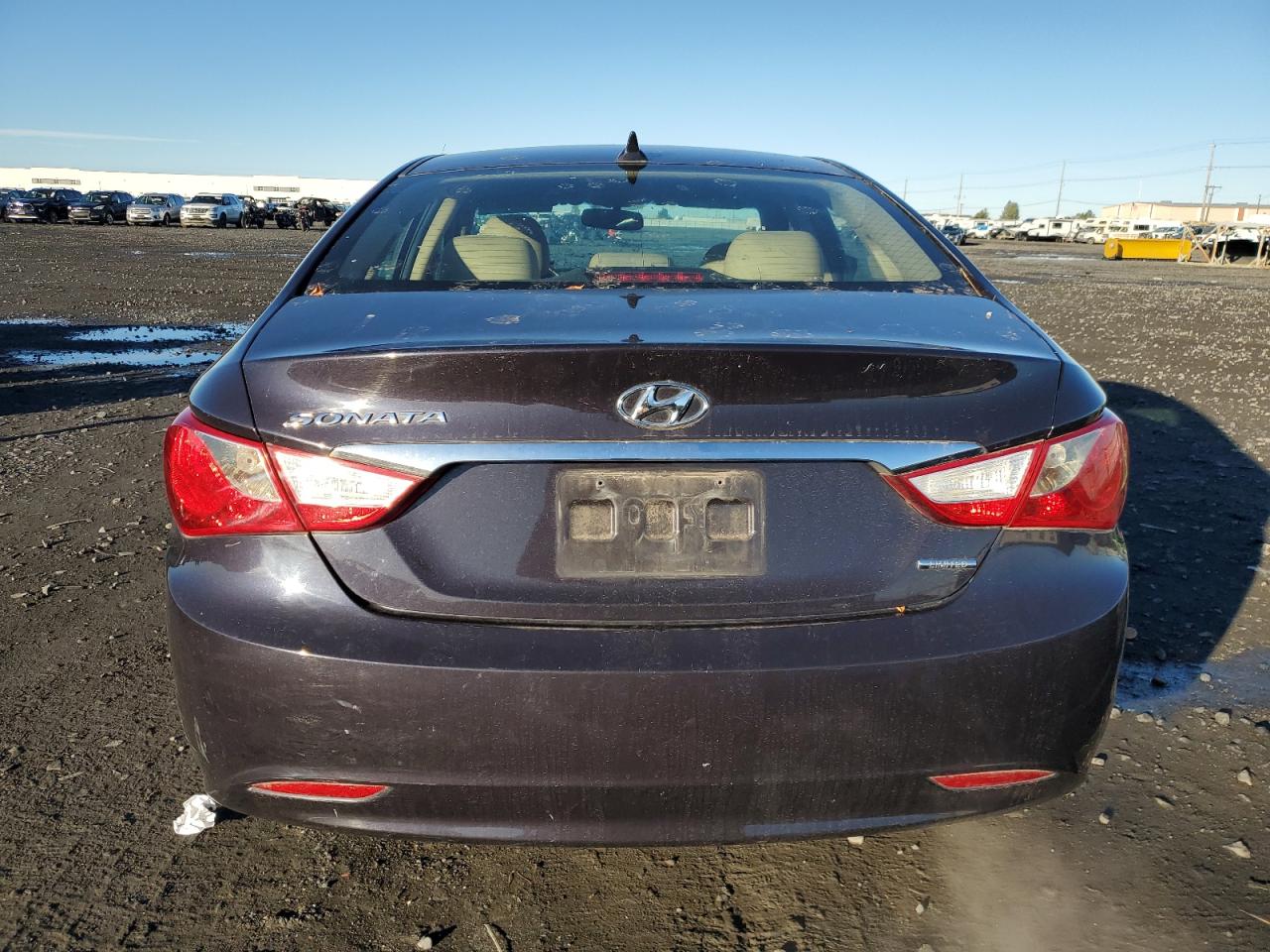 2011 Hyundai Sonata - Image 6