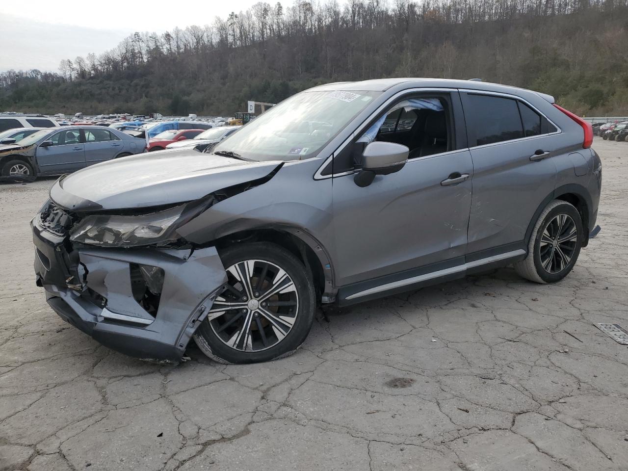 MITSUBISHI ECLIPSE 2018 JA4AT5AAXJZ037984 Photo 1