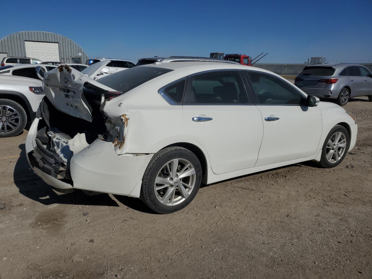 2015 Nissan Altima - Image 3