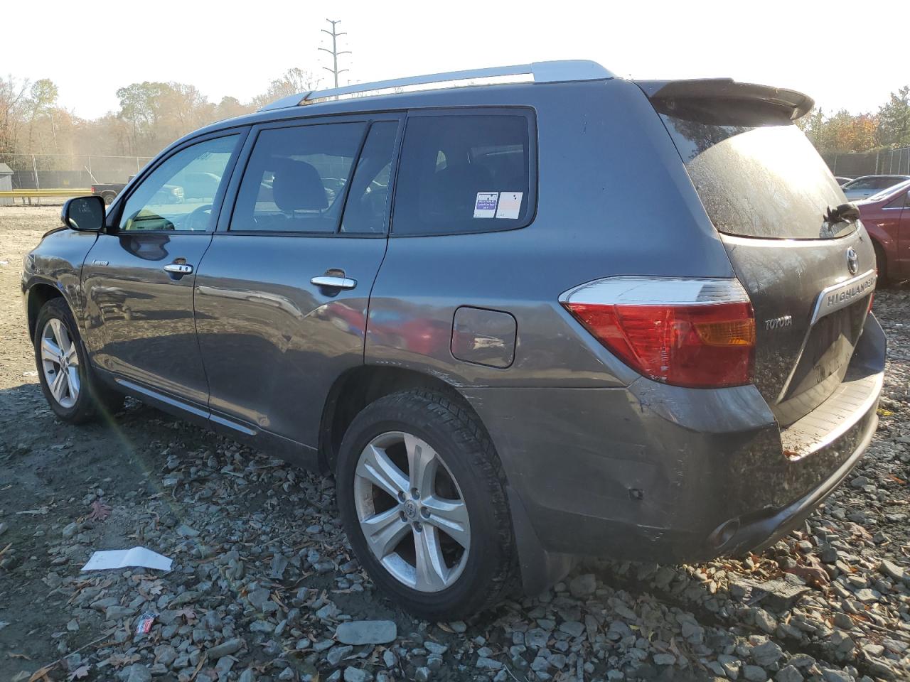 2010 Toyota Highlander - Image 2