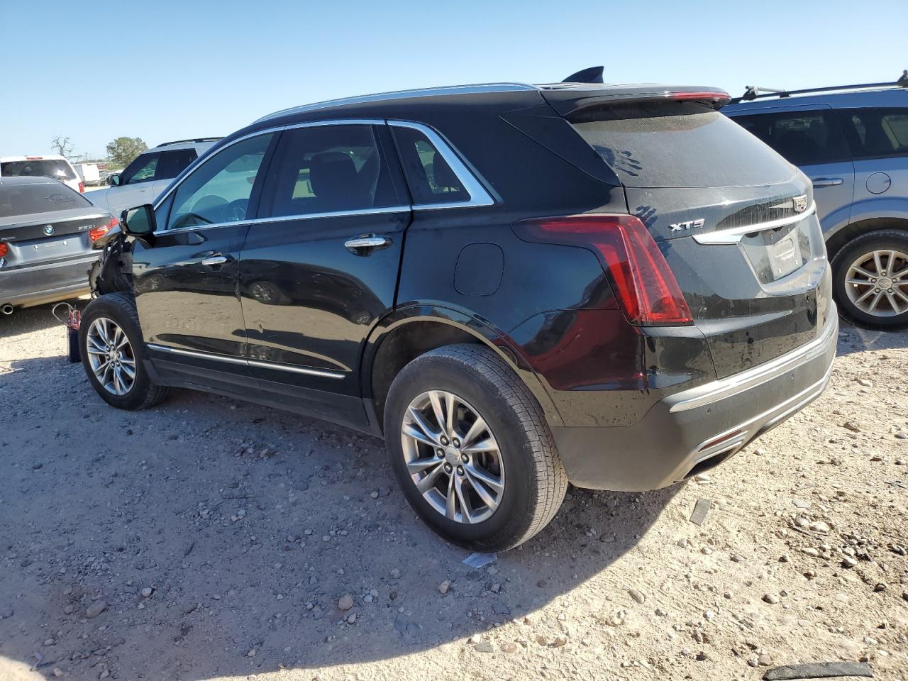 2020 Cadillac XT5 - Image 2