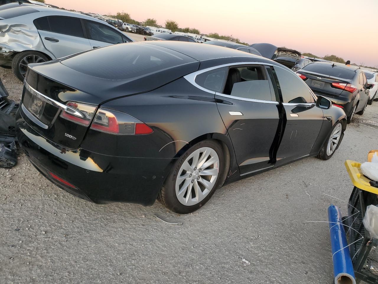 2018 Tesla Model S VIN: 5YJSA1E24JF247451 Lot: 79305584