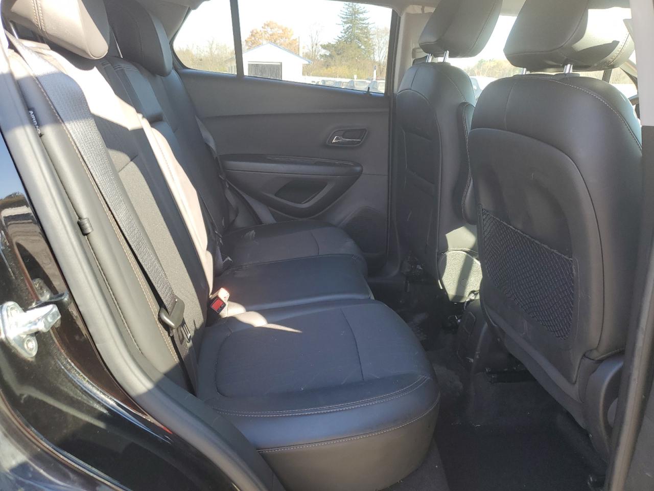 2020 Chevrolet Trax - Image 10