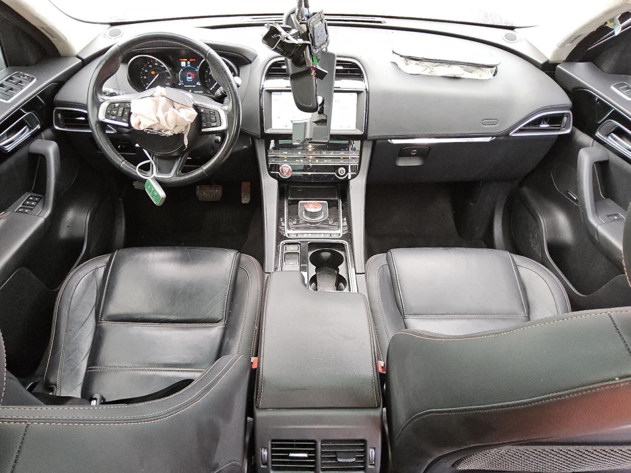 2020 Jaguar F-Pace - Image 8
