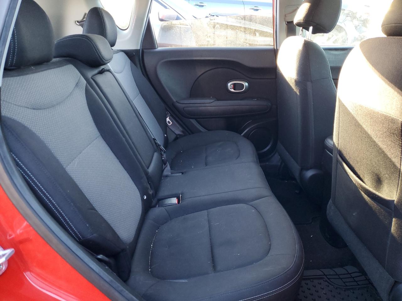 2017 Kia Soul + VIN: KNDJP3A59H7476665 Lot: 81926184