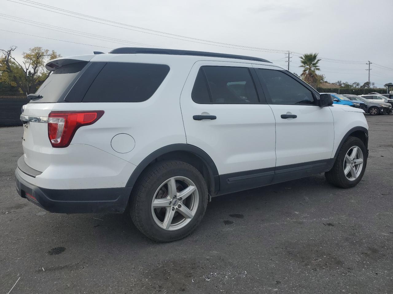 2018 Ford Explorer - Image 3