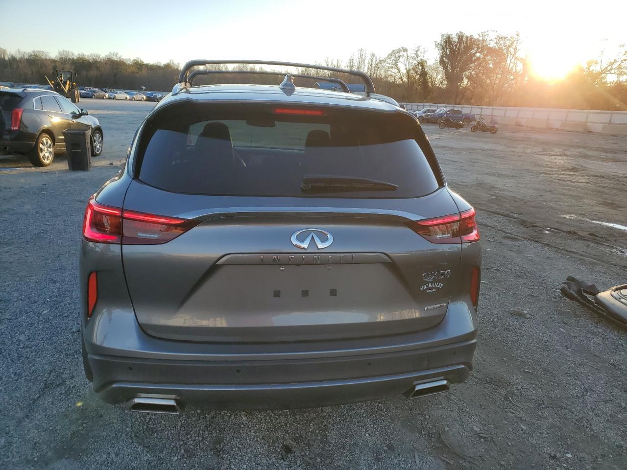 2020 Infiniti QX50 - Image 6