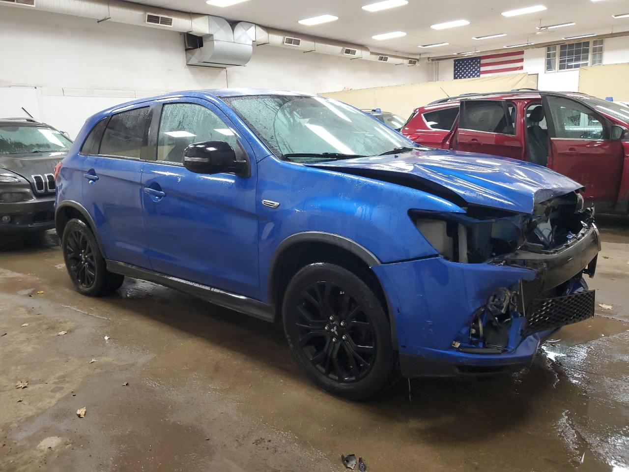 2018 Mitsubishi Outlander - Image 4