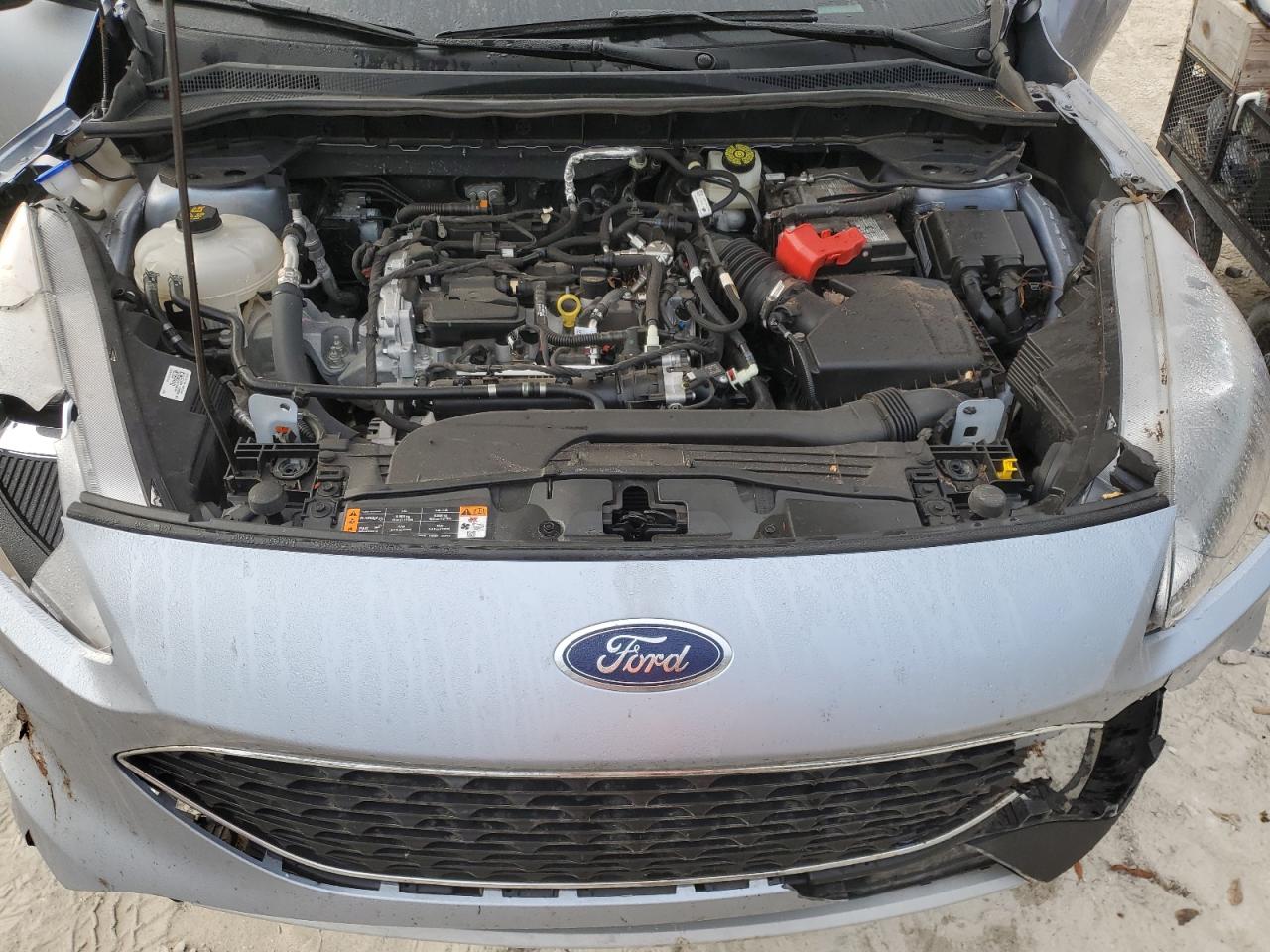 2022 Ford Escape - Image 12
