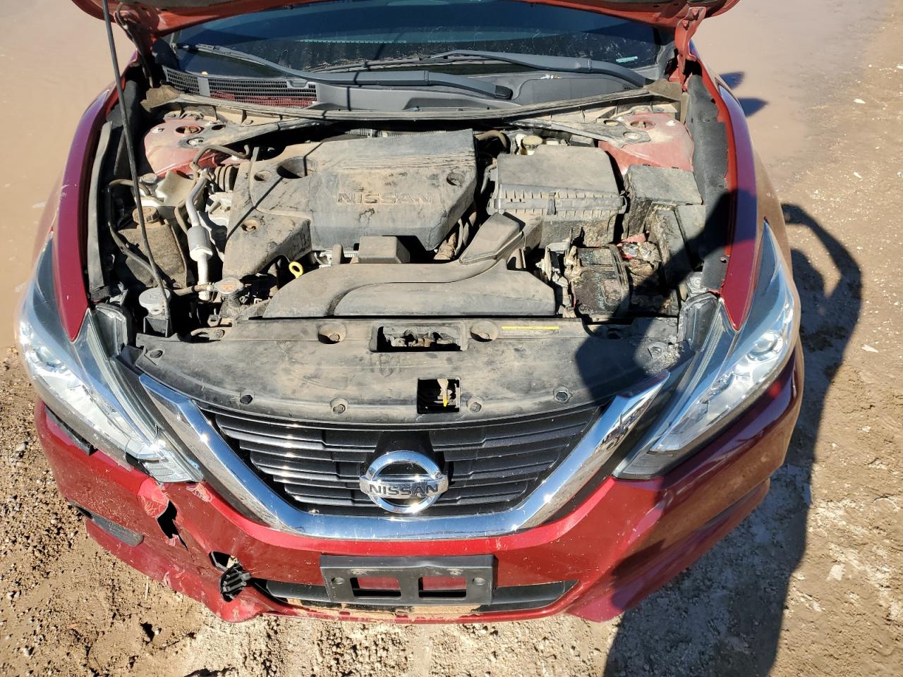 2017 Nissan Altima - Image 12