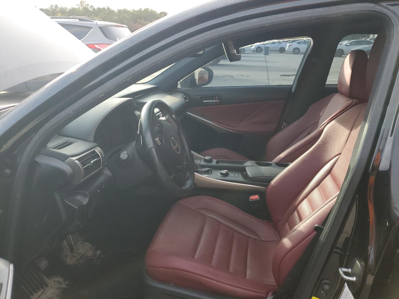 2015 Lexus IS - Image 7