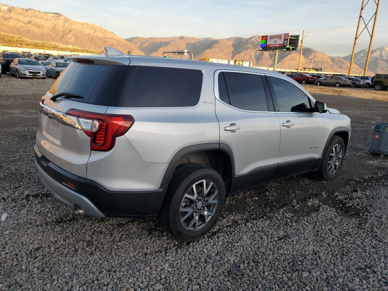 2020 GMC Acadia - Image 3