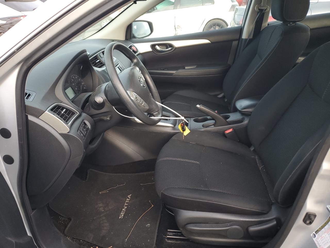 2016 Nissan Sentra - Image 7