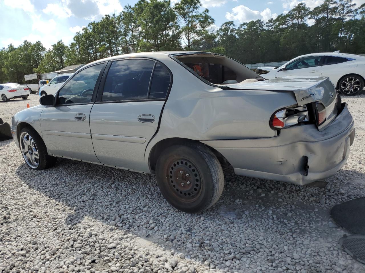 2000 Chevrolet Malibu - Image 2