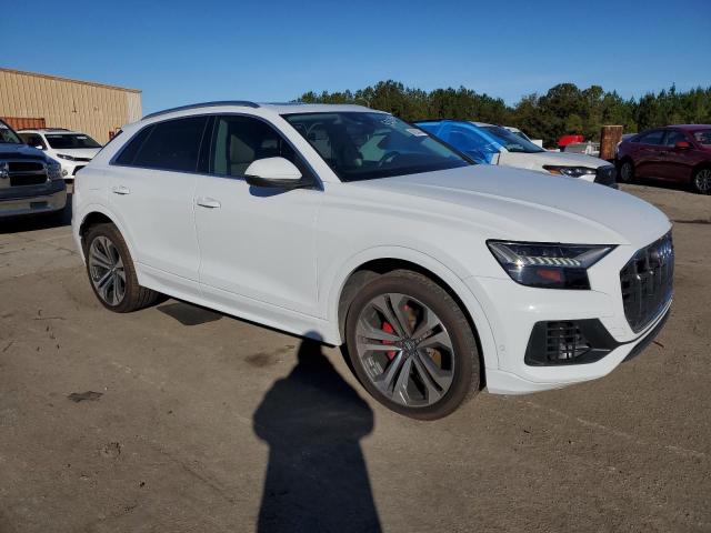  AUDI Q8 2019 Белы