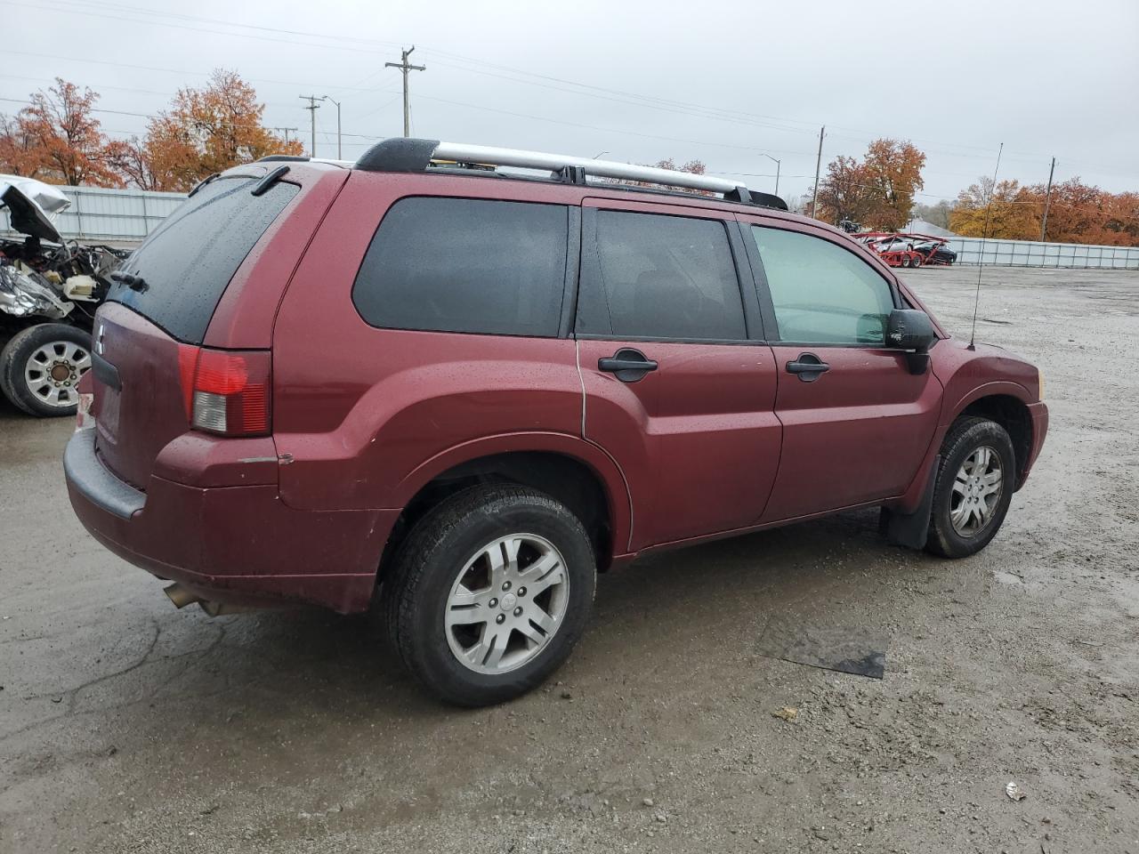 2007 Mitsubishi Endeavor - Image 3