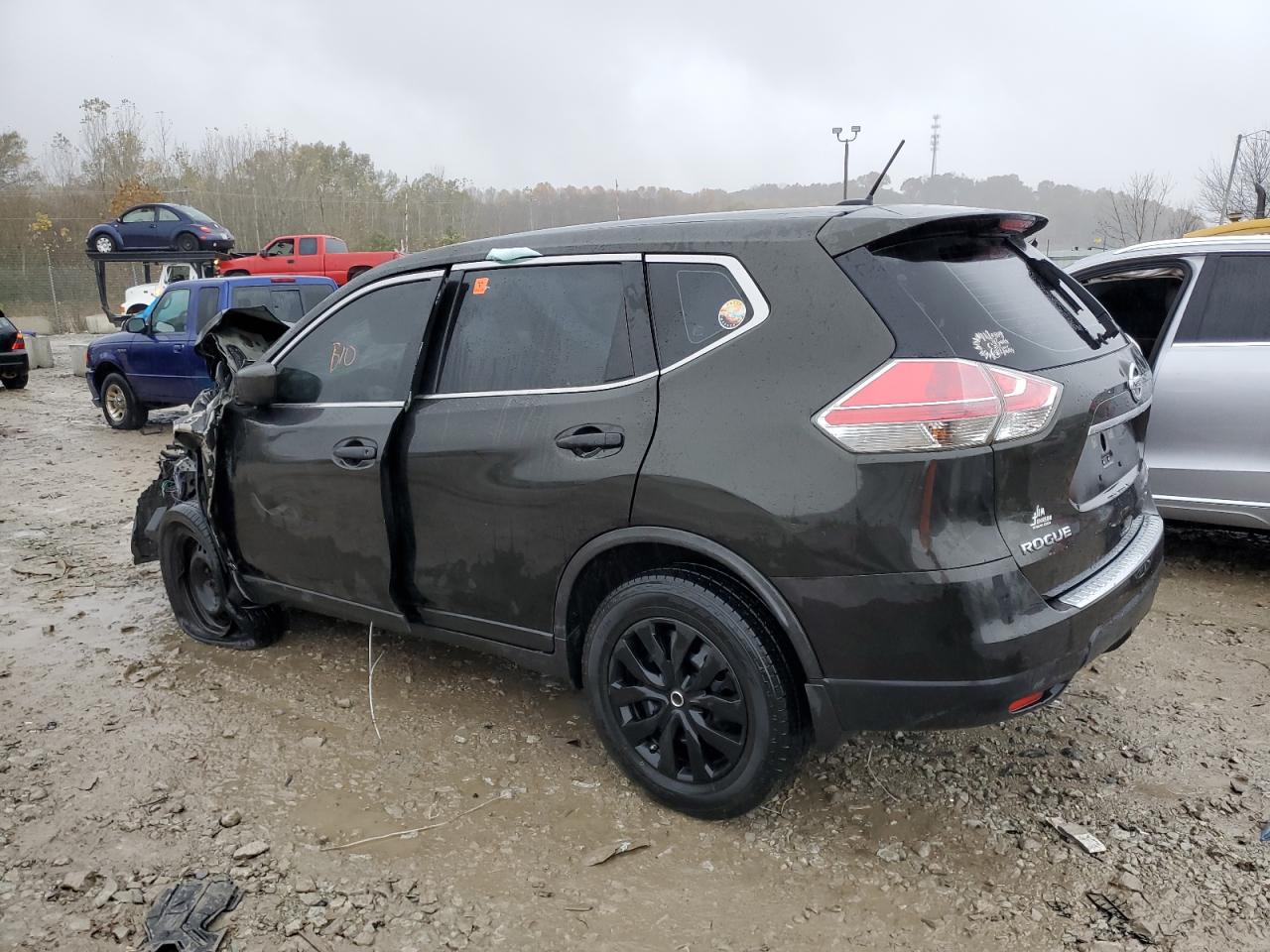 2016 Nissan Rogue - Image 2