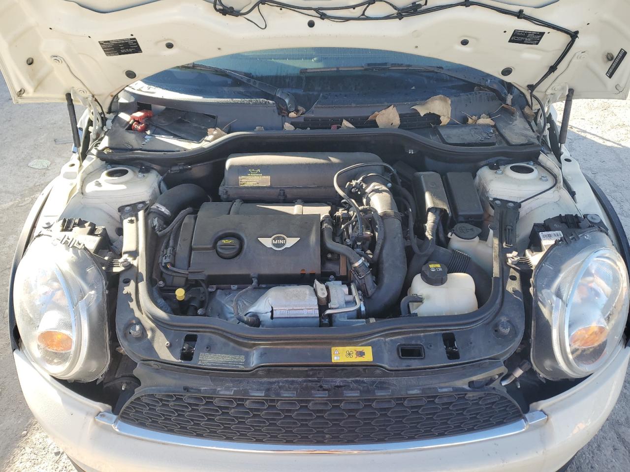 2015 MINI Cooper - Image 11