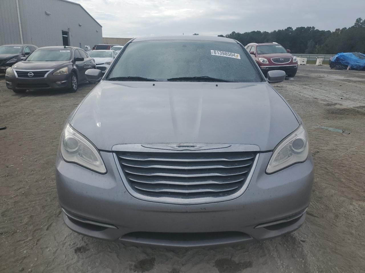 2014 Chrysler 200 - Image 5