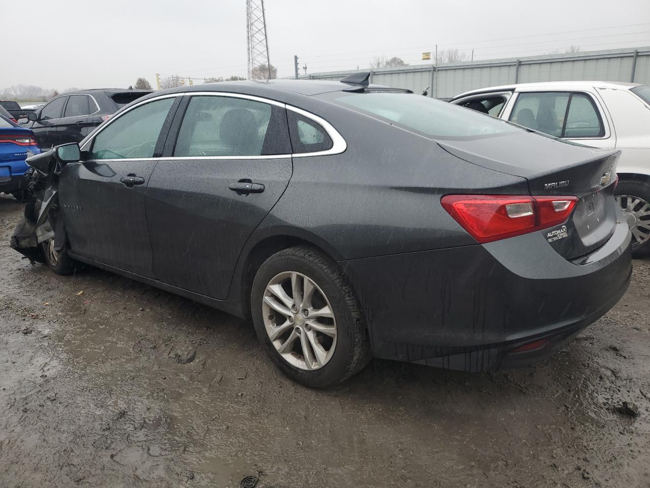 2016 Chevrolet Malibu - Image 2