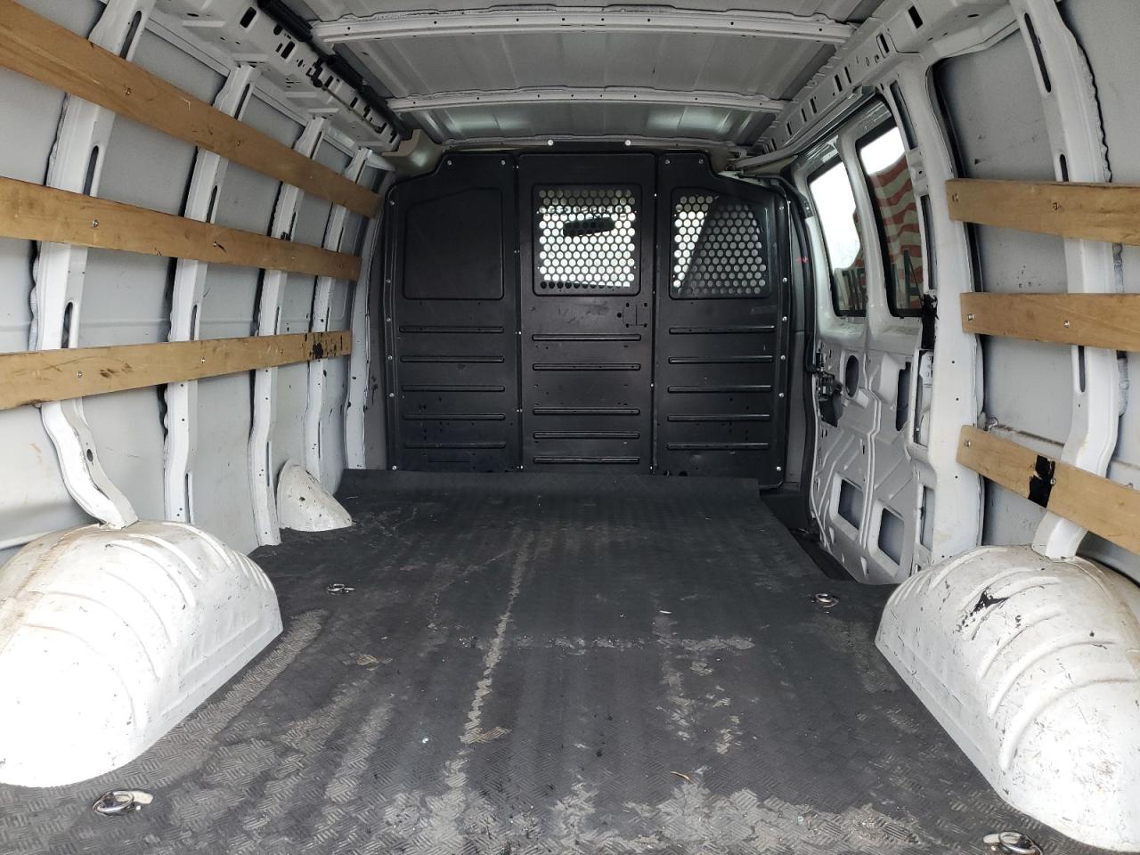 2020 GMC Savana G2500 VIN: 1GTW7AFG7L1181905 Lot: 81882984