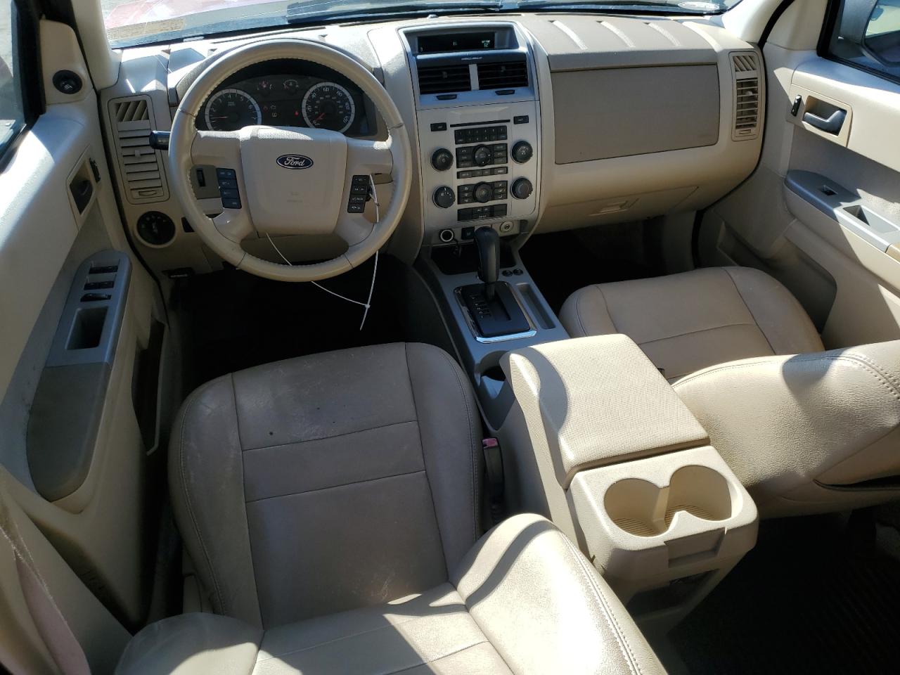 2011 Ford Escape - Image 8