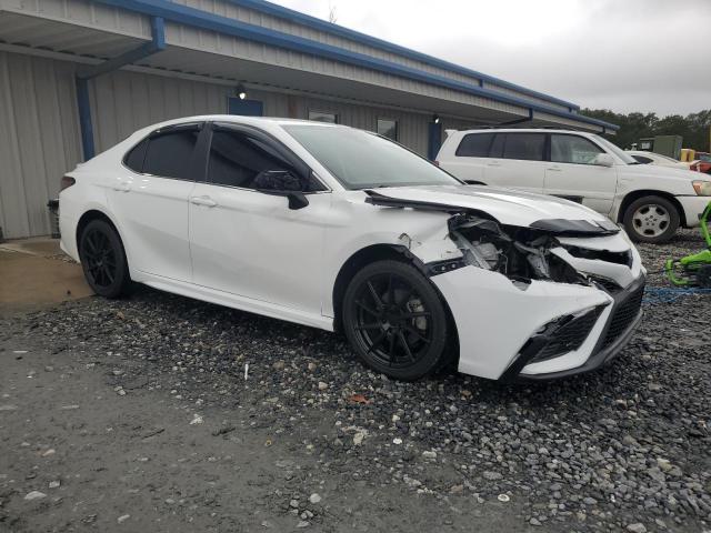  TOYOTA CAMRY 2021 White