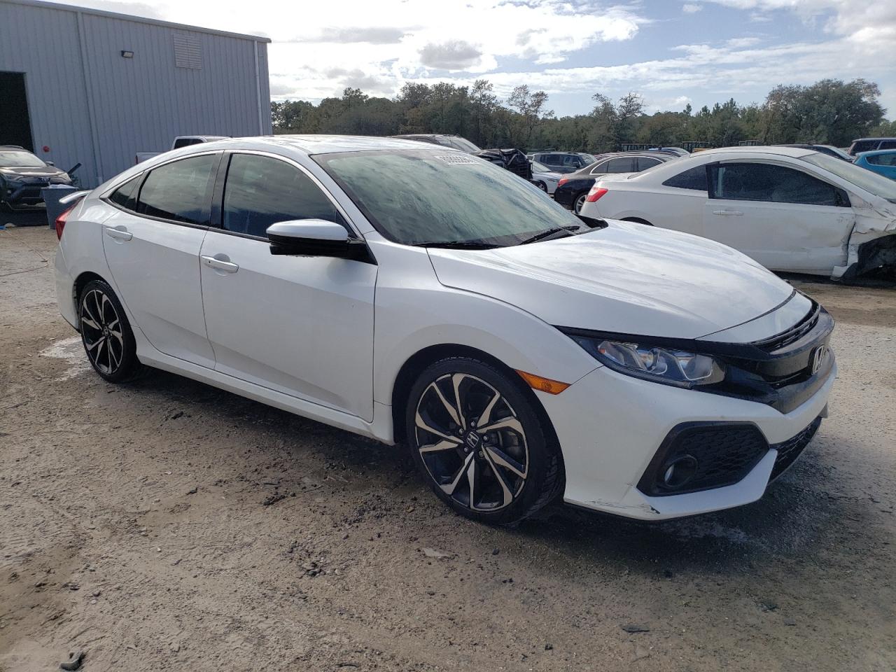 2017 Honda Civic - Image 4