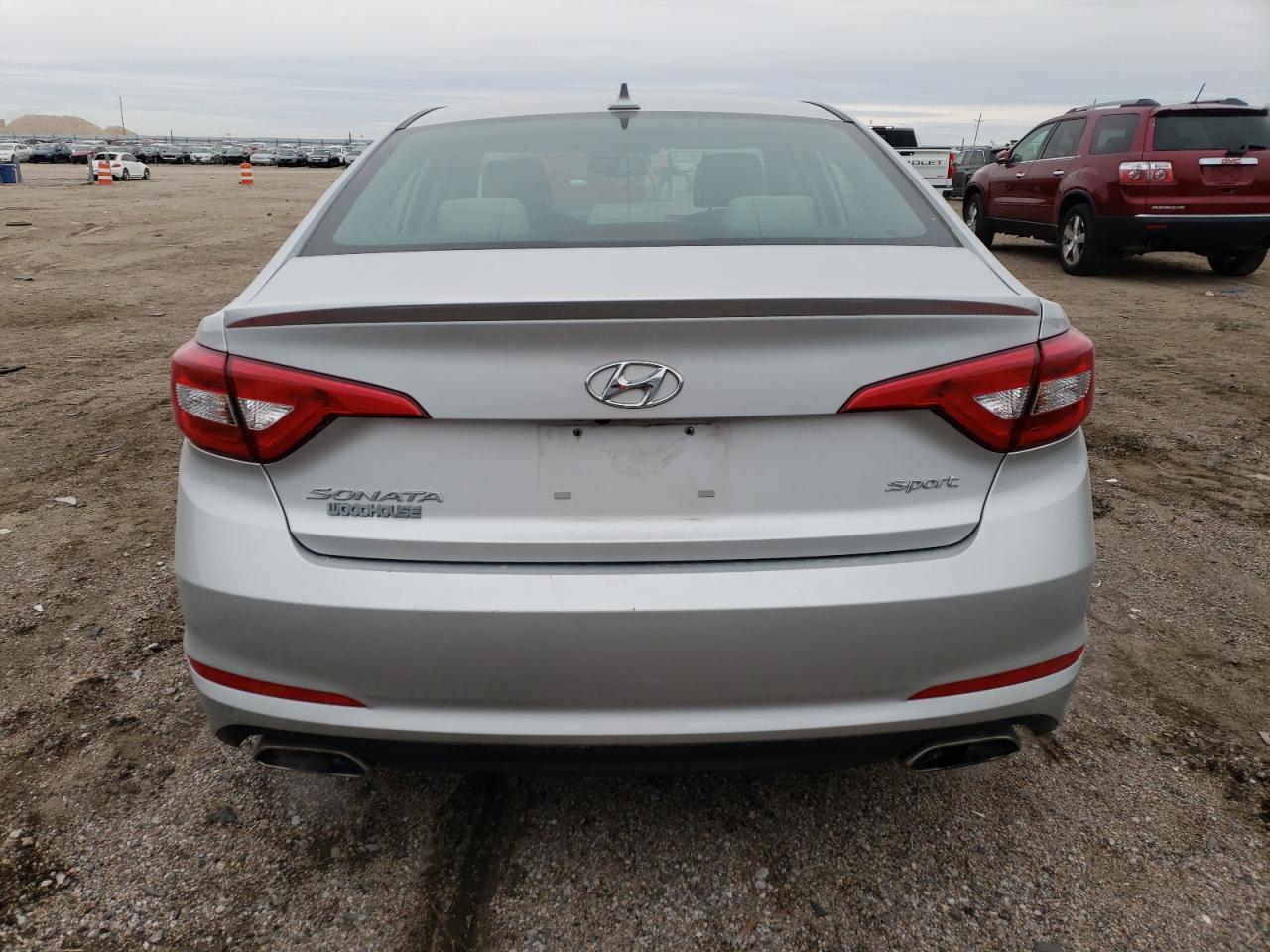 2015 Hyundai Sonata - Image 6