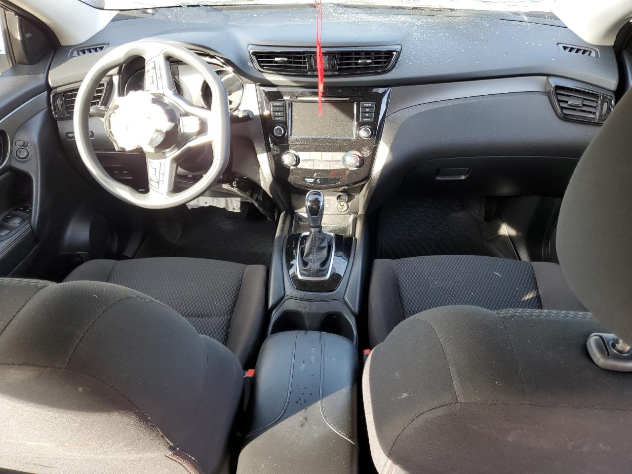 2021 Nissan Rogue - Image 8