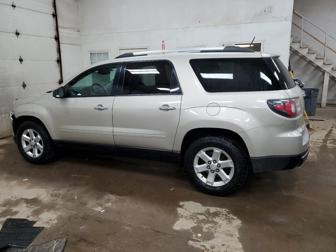2016 GMC Acadia - Image 2