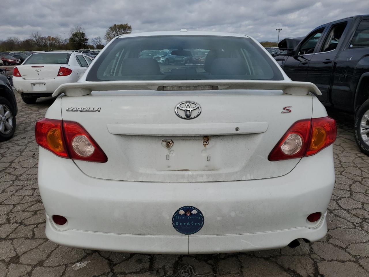 2010 Toyota Corolla Base VIN: 1NXBU4EE5AZ210835 Lot: 81274814