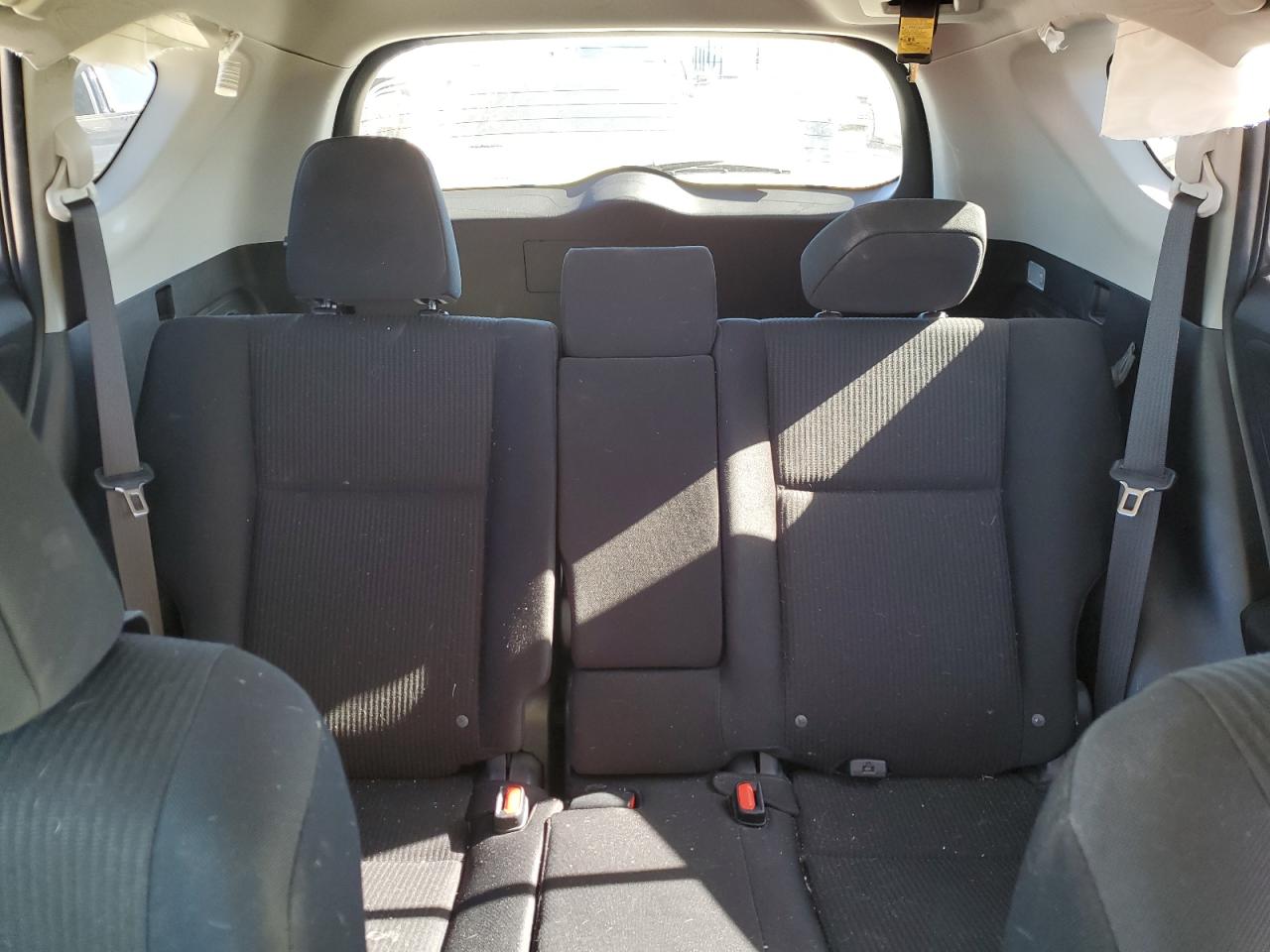 2016 Toyota RAV 4 - Image 10