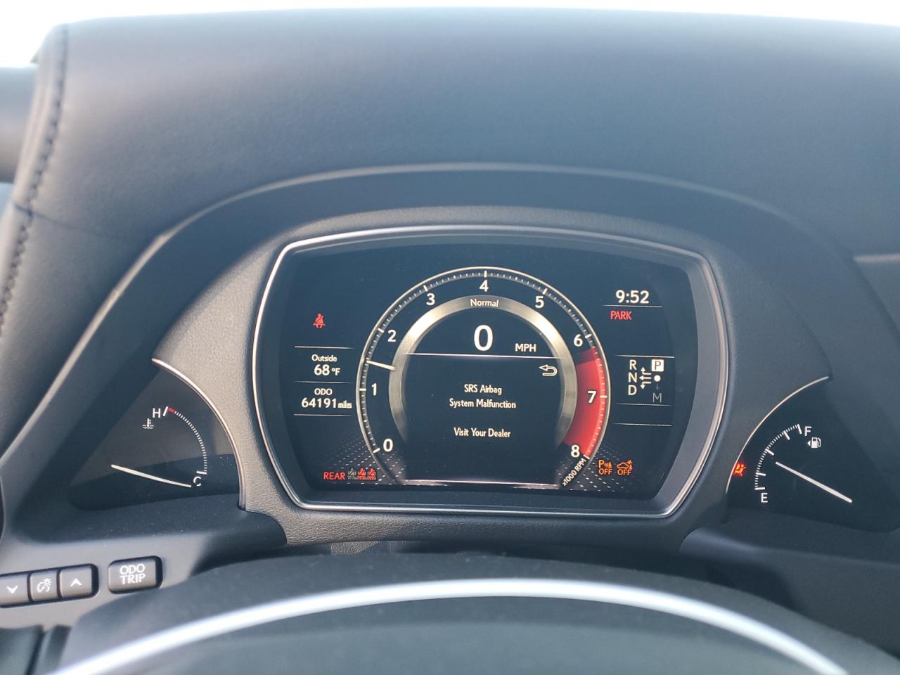2021 Lexus LS - Image 9