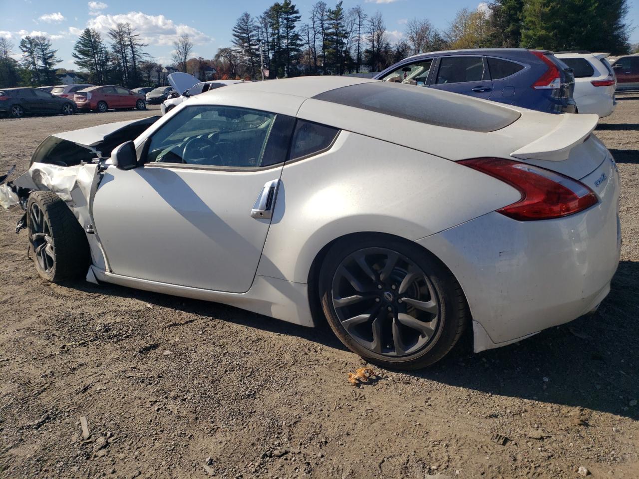 2016 Nissan 370Z - Image 2