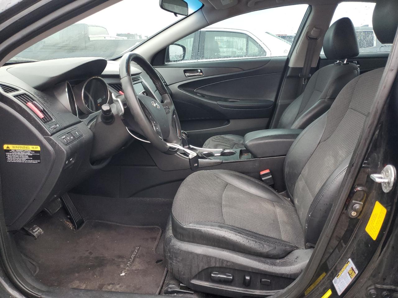 2011 Hyundai Sonata - Image 7