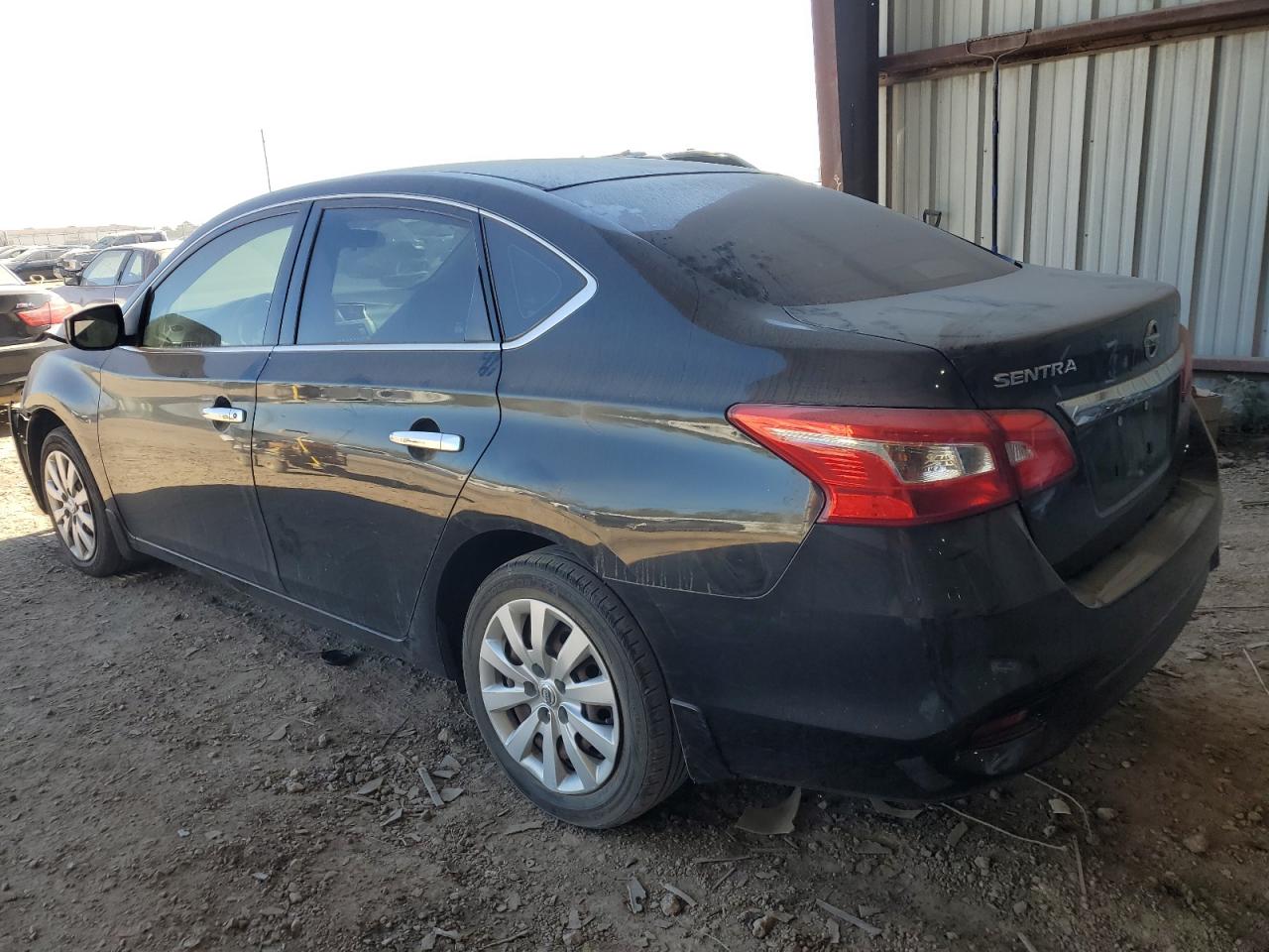 2016 Nissan Sentra - Image 2