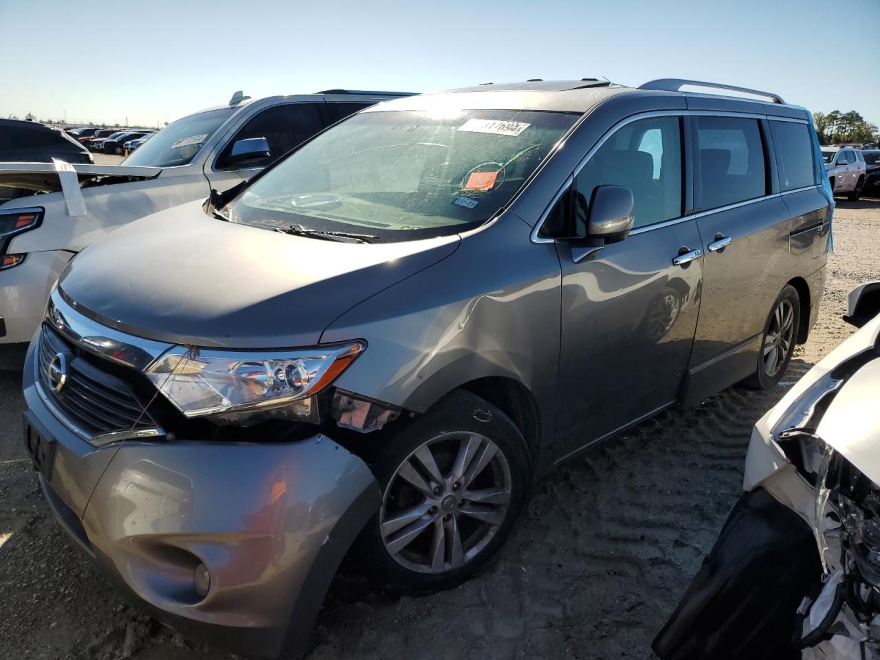 2013 Nissan Quest - Image 1