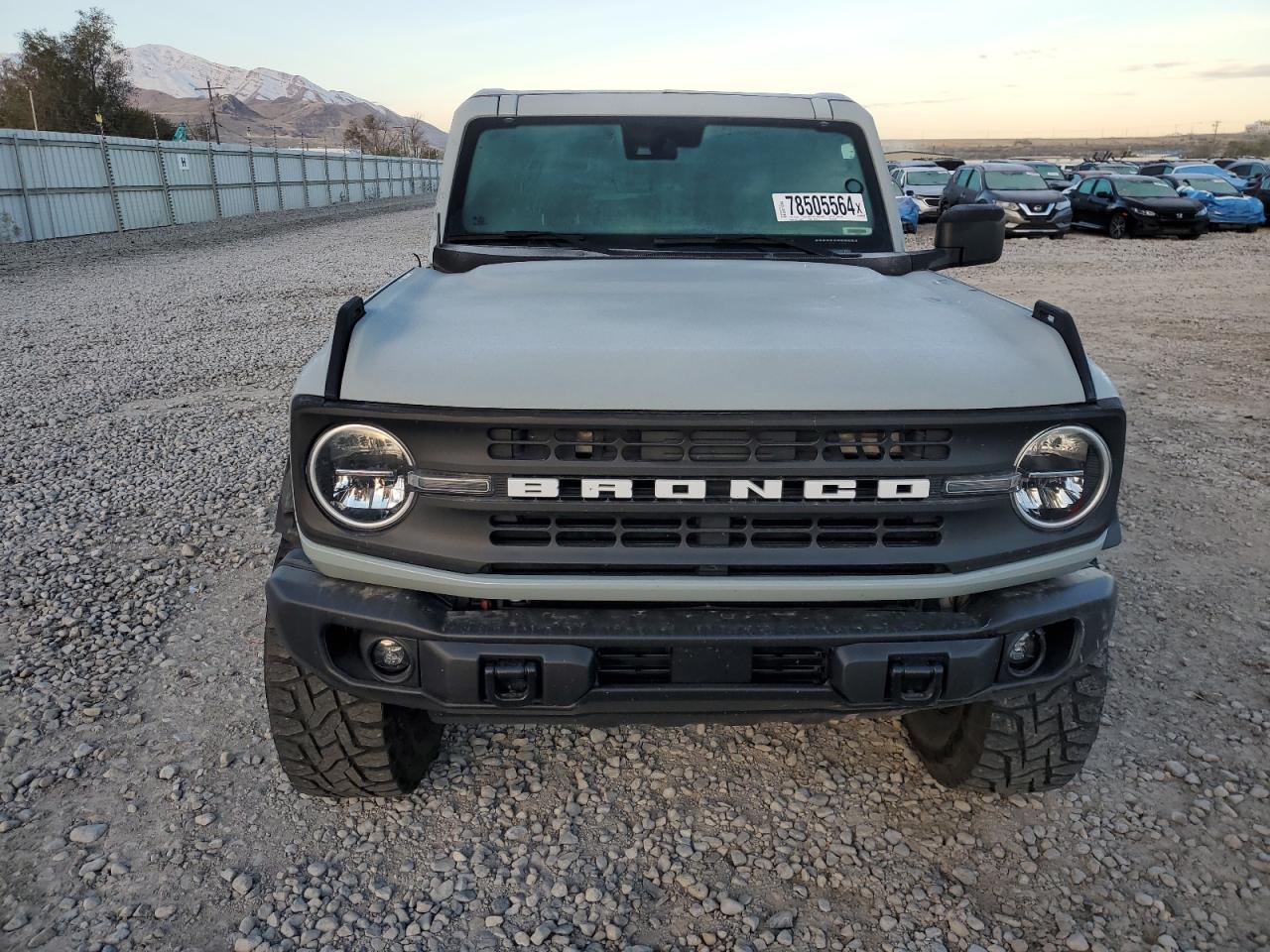 2022 Ford Bronco Base VIN: 1FMEE5DH4NLB18042 Lot: 78505564