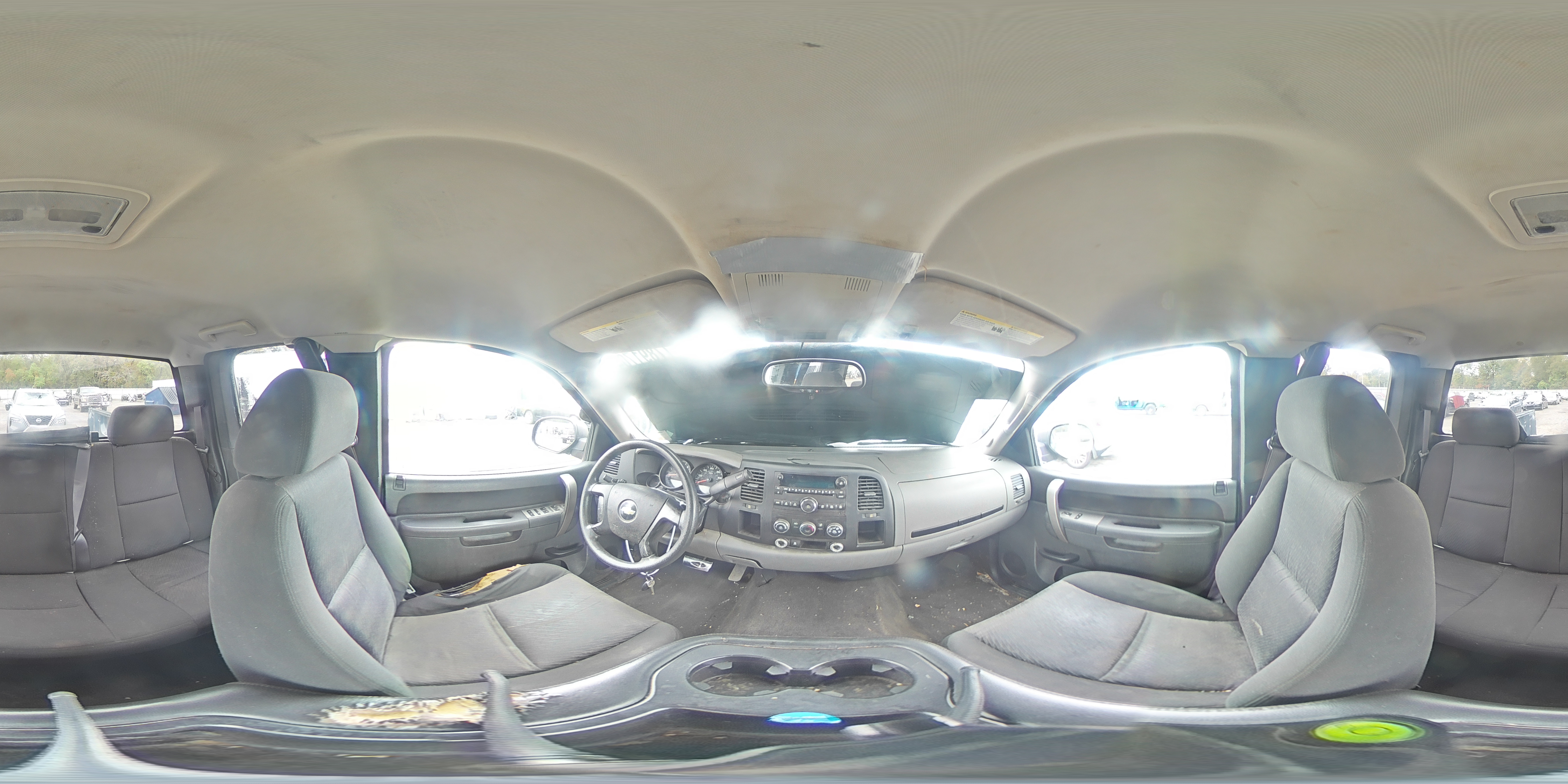 2011 Chevrolet Silverado - Image 13