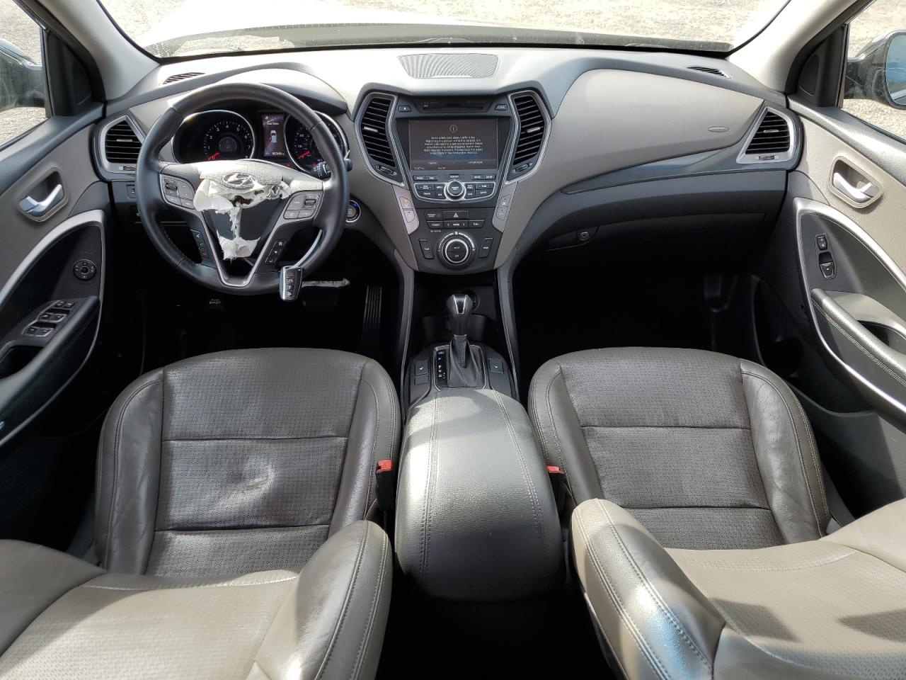 2014 Hyundai Santa Fe - Image 8