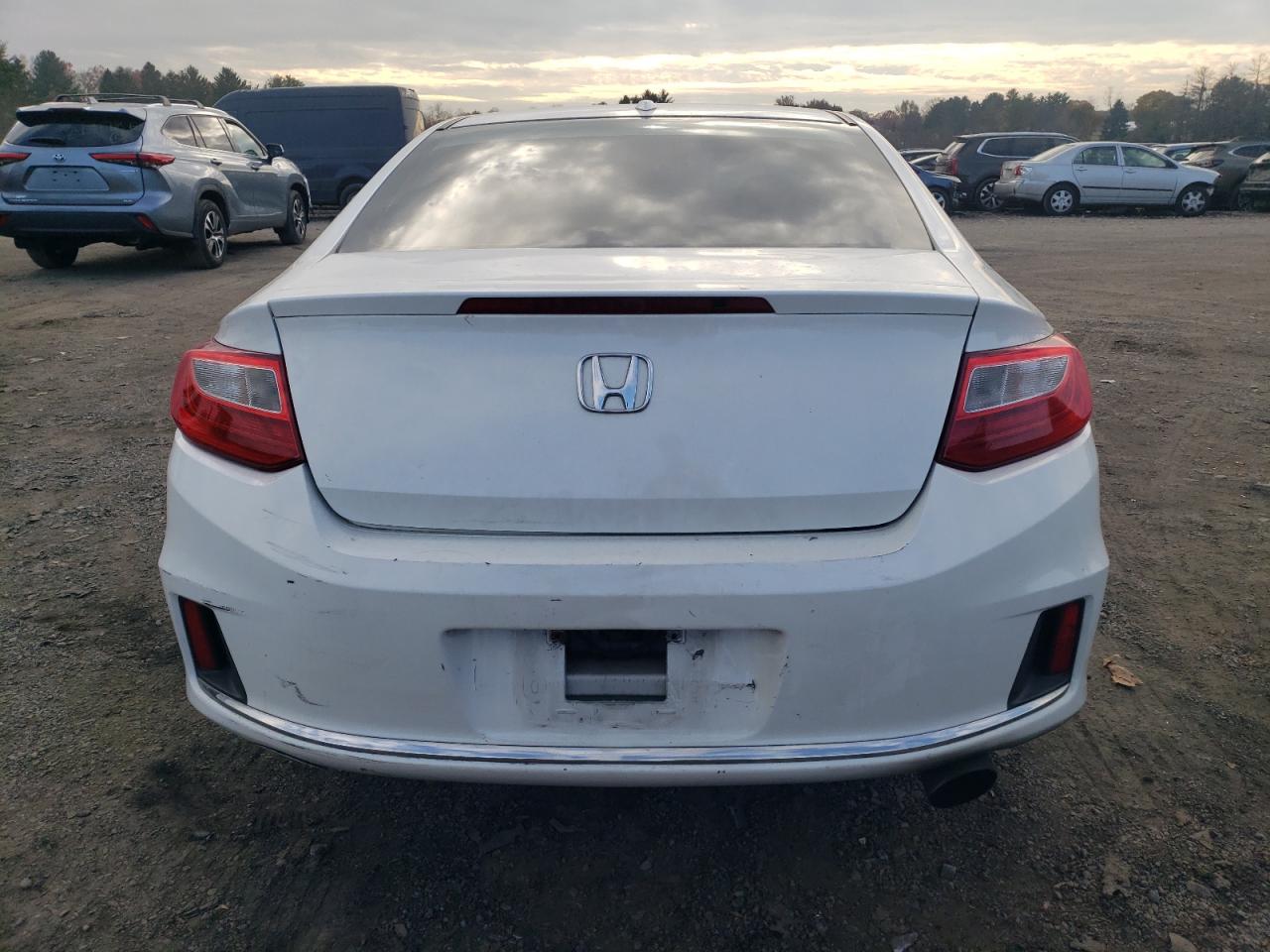 2014 Honda Accord Exl VIN: 1HGCT1B80EA002914 Lot: 81225234